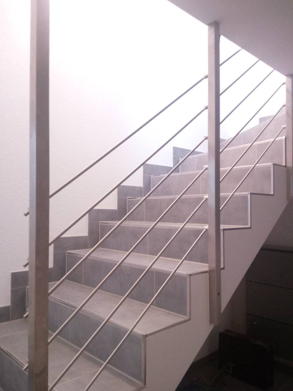 Treppenhausgeländer Edelstahl